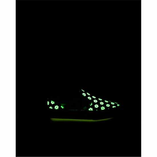 Детски платненки и гуменки Vans Classic Slip-On Color Theory Checke Canvas Trainers Unisex Kids White/Multi Vans Classic Slip-On Color Theory Checke Canvas Trainers Unisex Kids White/Multi Детски платненки и гуменки