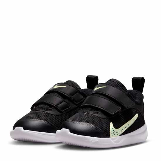 Nike Omni Multi-Court Baby/toddler Shoes Black/Volt Детски маратонки