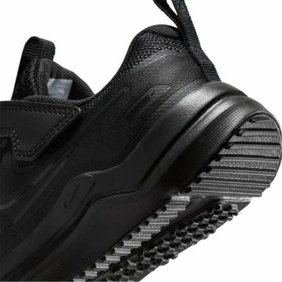 Nike Cosmic Runners Childrens Трикратно черно 