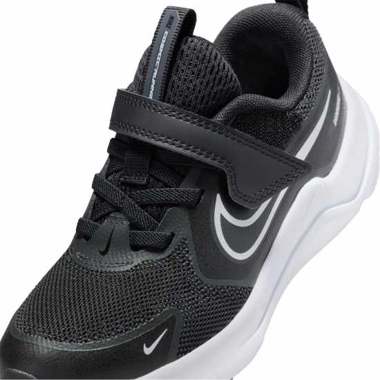 Nike Cosmic Runners Childrens Черно/Бяло 