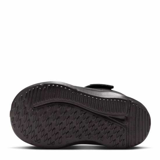 Детски маратонки за бягане Nike Cosmic Runner Shoes Infants Трикратно черно Nike Cosmic Runner Shoes Infants Трикратно черно Детски маратонки за бягане