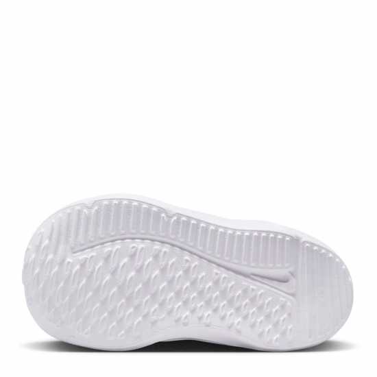 Детски маратонки за бягане Nike Cosmic Runner Shoes Infants Черно/Бяло Nike Cosmic Runner Shoes Infants Черно/Бяло Детски маратонки за бягане