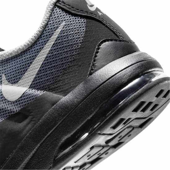 Nike Air Max Invigor Little Kids Shoe Черно/Бяло/Сиво 