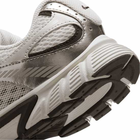 Nike Юношески Обувки V5 Rnr Shoes Juniors Phantom 