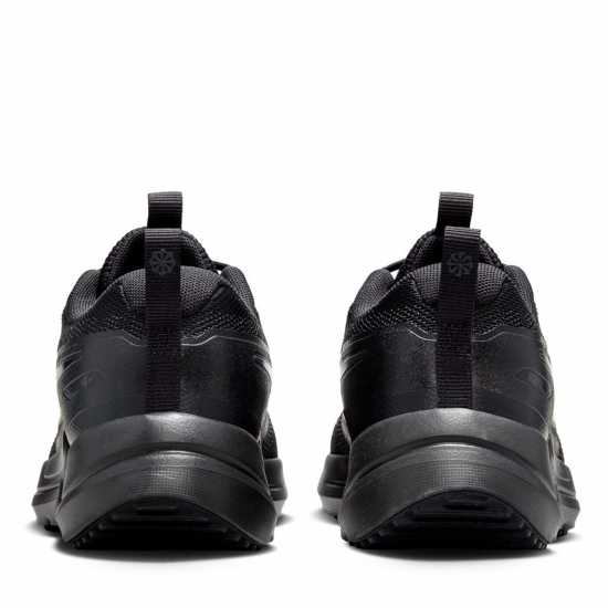 Nike Cosmic Runners Juniors Трикратно черно Nike Cosmic Runners Juniors Трикратно черно