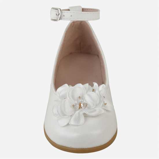 Embroidered Flat Sandal Embroidered Flat Sandal