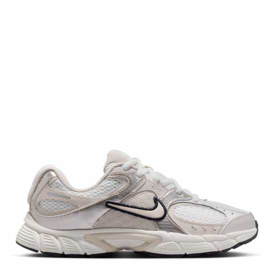 Nike Юношески Обувки V5 Rnr Shoes Juniors Бяло/Парус 