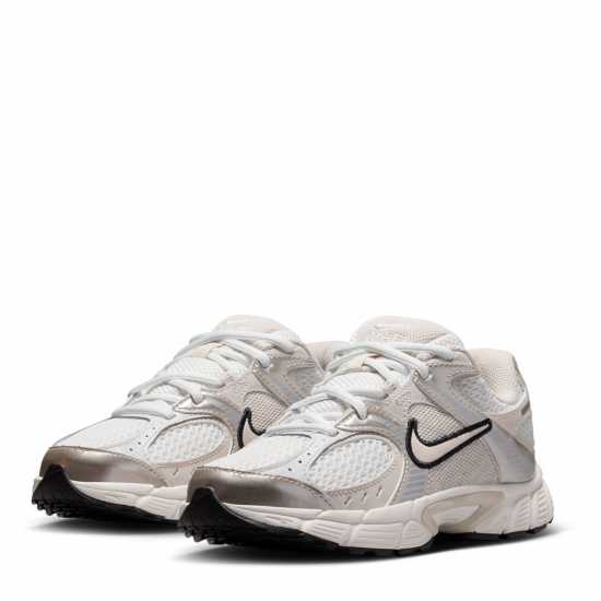 Nike Юношески Обувки V5 Rnr Shoes Juniors Бяло/Парус 