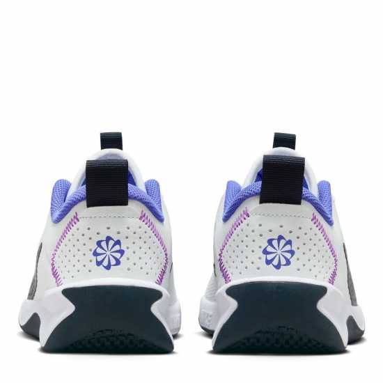 Nike Omni Multi-Court Big Kids' Indoor Court Shoes White/Purple Детски маратонки