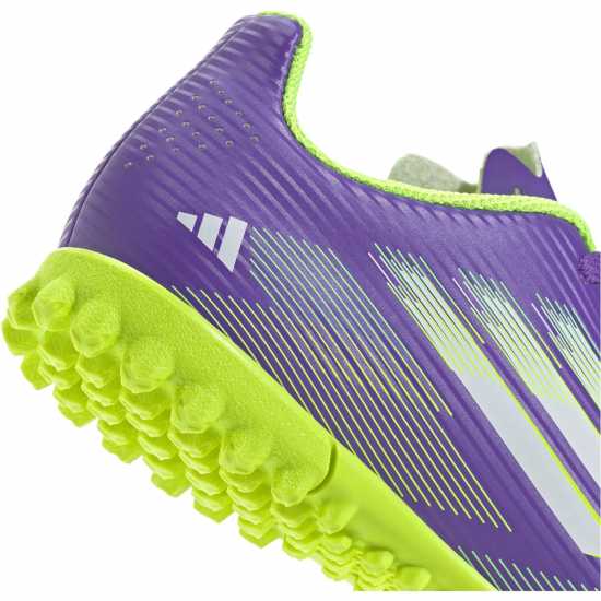 Adidas F50 Club Childrens Astro Turf Football Boots Лилаво/Бяло Adidas F50 Club Childrens Astro Turf Football Boots Лилаво/Бяло