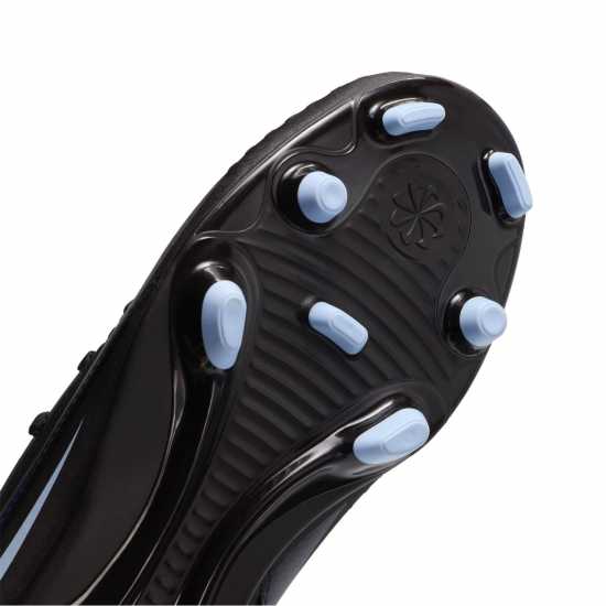 Nike Phantom 6 Club Juniors Multi-Ground Football Boots Black/Black Детски футболни бутонки