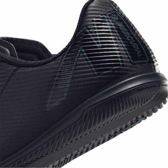 Детски футболни бутонки Nike Mercurial Vapor 16 Club Juniors Indoor Football Boots Черно/Зелено Nike Mercurial Vapor 16 Club Juniors Indoor Football Boots Черно/Зелено Детски футболни бутонки