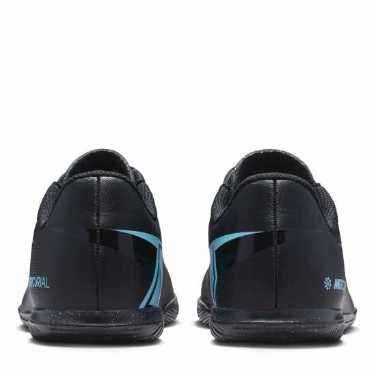Детски футболни бутонки Nike Mercurial Vapor 16 Club Juniors Indoor Football Boots Black/Blue Nike Mercurial Vapor 16 Club Juniors Indoor Football Boots Black/Blue Детски футболни бутонки