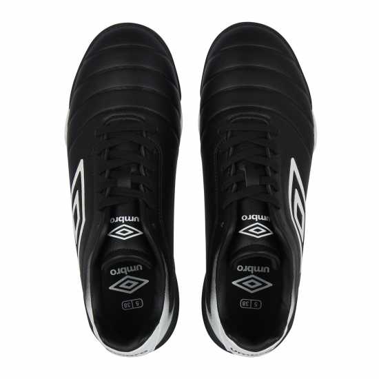 Umbro Calcio Astro Turf Trainers  Детски футболни бутонки