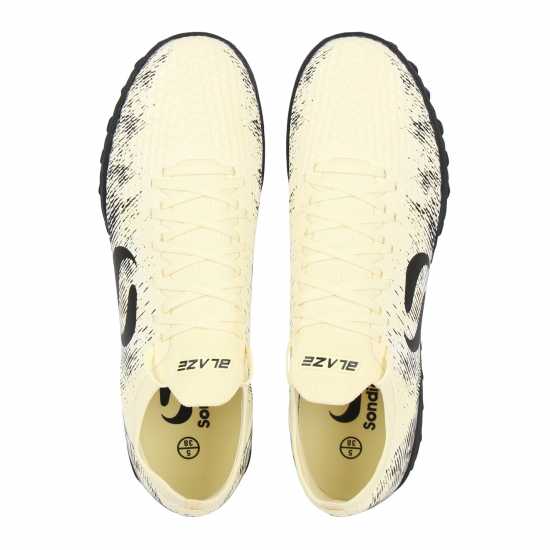 Sondico Детски Маратонки Изкуствен Терен Blaze Junior Astro Turf Trainers Лимонада/Черно Детски футболни бутонки