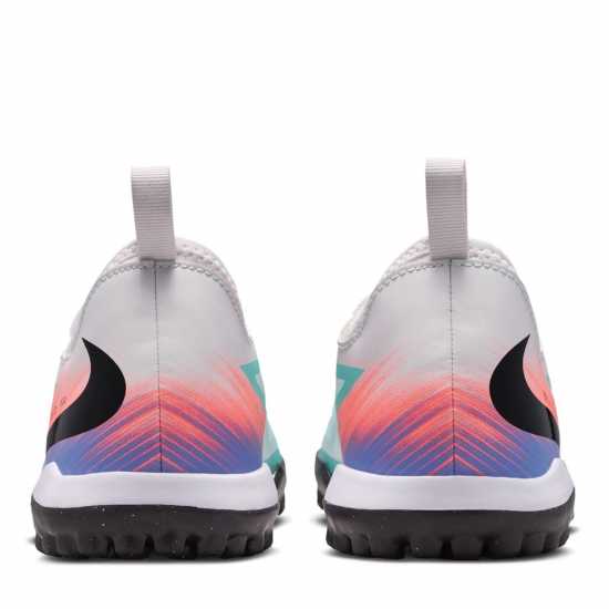 Nike Phantom 6 Low Academy Juniors Astro Turf Football Boots Nike Phantom 6 Low Academy Juniors Astro Turf Football Boots