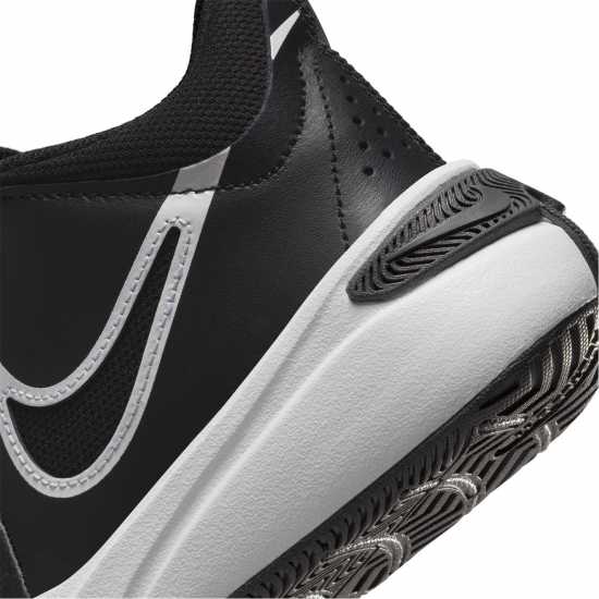 Nike Hustle D11 Junior Boys Basketball Trainers  