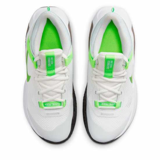 Nike Маратонки Air Zoom Crossover Junior Court Trainers White/Green Мъжки баскетболни маратонки