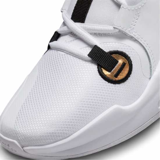 Nike Маратонки Air Zoom Crossover Junior Court Trainers White/Gold Мъжки баскетболни маратонки