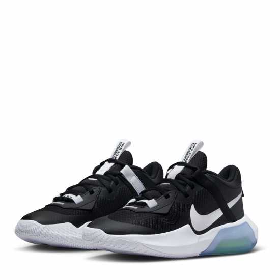 Nike Маратонки Air Zoom Crossover Junior Court Trainers Black/White Мъжки баскетболни маратонки
