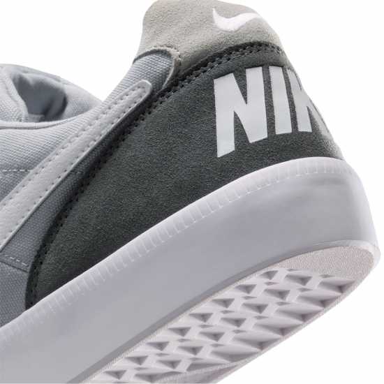 Nike Tiempo Sneakers Mens Сиво/Бяло Nike Tiempo Sneakers Mens Сиво/Бяло