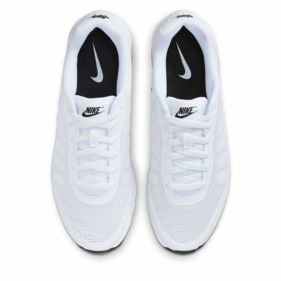Nike Air Max Invigor Trainers Mens White/Black Мъжки маратонки