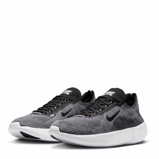 Nike Free Rn Black/White Nike Free Rn Black/White