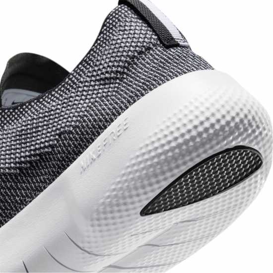 Nike Free Rn Black/White Nike Free Rn Black/White