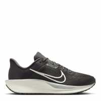 Nike Quest 6 Mens Road Running Shoes  