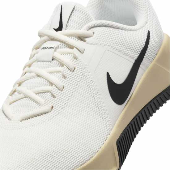 Nike Mc Trainer 3 Sail/Black/Gold Мъжки маратонки за фитнес