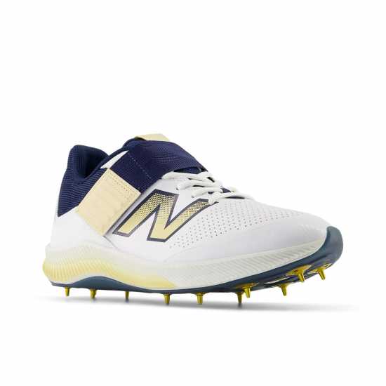 New Balance Men's Spike Breathable Mesh Cricket Spikes  