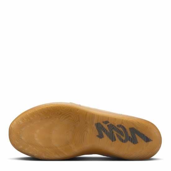 Air Jordan Zion Basketball Trainers Сусам/Черно 