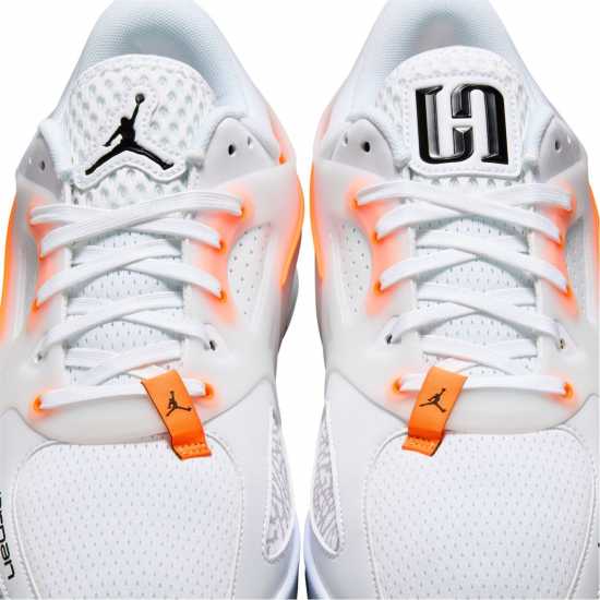 Баскетболни маратонки Nike Heir Basketball Trainers Adults Wht/Blk/Ora Nike Heir Basketball Trainers Adults Wht/Blk/Ora Баскетболни маратонки