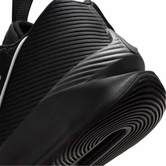 Nike G.t. Jump Academy Basketball Trainers Mens Черно/Бяло Баскетболни маратонки