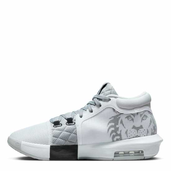 Баскетболни маратонки Nike Lebron Witness Viii Basketball Shoes Wht/Blk/Grey Nike Lebron Witness Viii Basketball Shoes Wht/Blk/Grey Баскетболни маратонки