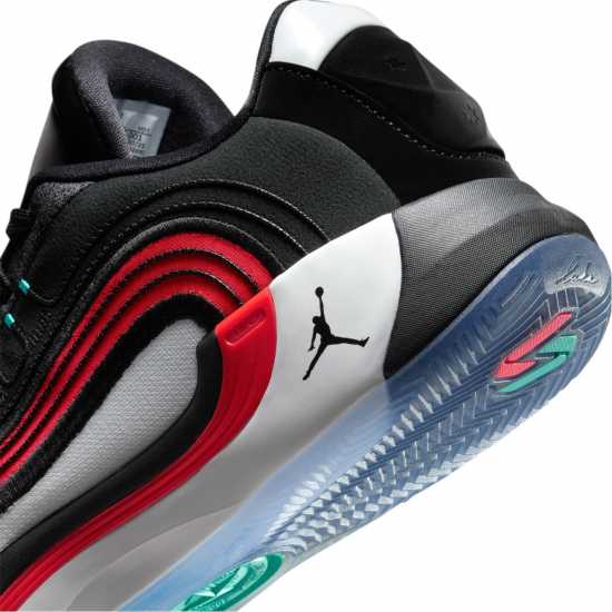 Air Jordan Luka Basketball Trainers Черно/Червено 