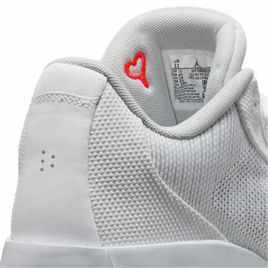 Air Jordan Luka 77 Basketball Trainers Бяло/Мъгла 