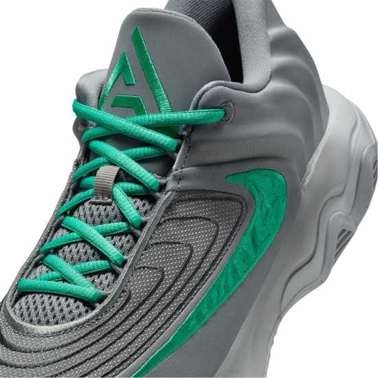 Nike Giannis Immortality 4 Basketball Trainers Adults Grey/Green 