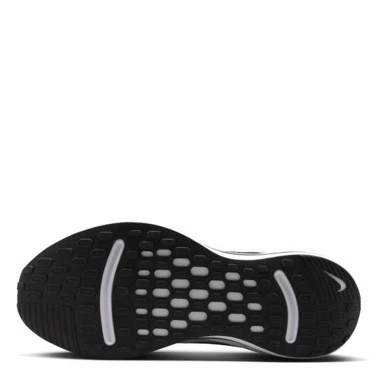 Nike Journey Run Women's Road Running Shoes Черно/Бяло Дамски маратонки за бягане