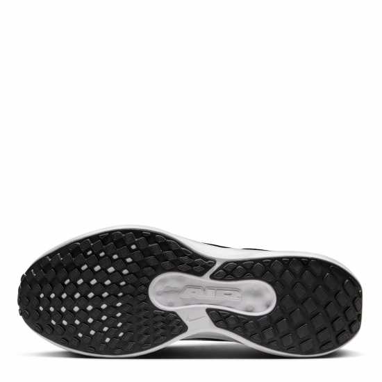 Nike Winflo 11 Womens Road Running Shoes Черно/Бяло Дамски маратонки за бягане