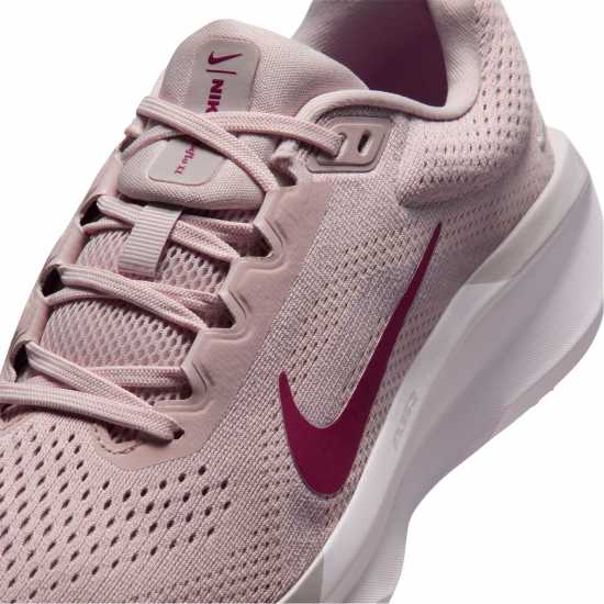 Nike Winflo 11 Womens Road Running Shoes Калъфен червен 