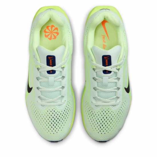 Nike Winflo 11 Womens Road Running Shoes Почти зелено Дамски маратонки за бягане