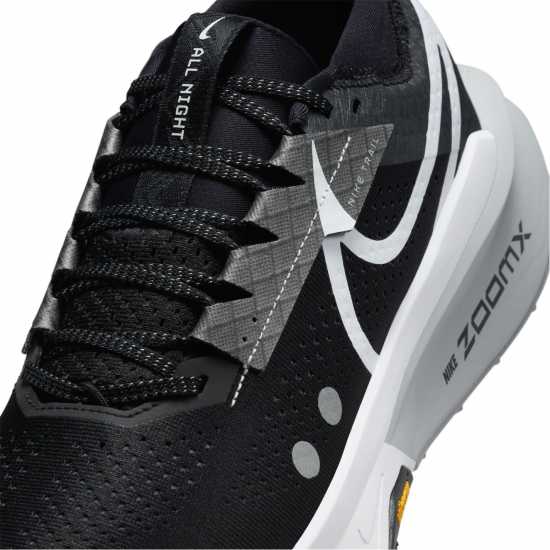Мъжки туристически обувки Nike Мъжки Маратонки Бягане По Пътеки Zegama Trail Running Shoes Mens Черно/Бяло Nike Мъжки Маратонки Бягане По Пътеки Zegama Trail Running Shoes Mens Черно/Бяло Мъжки туристически обувки