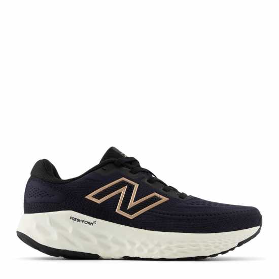 Дамски маратонки за бягане New Balance Evoz V4 Road Running Shoes Womens Черно/Бяло New Balance Evoz V4 Road Running Shoes Womens Черно/Бяло Дамски маратонки за бягане