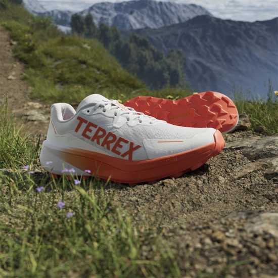 Adidas Маратонки За Бягане По Пътеки Terrex Agravic 3 Trail Running Shoes Бяло/Оранжево Мъжки туристически обувки