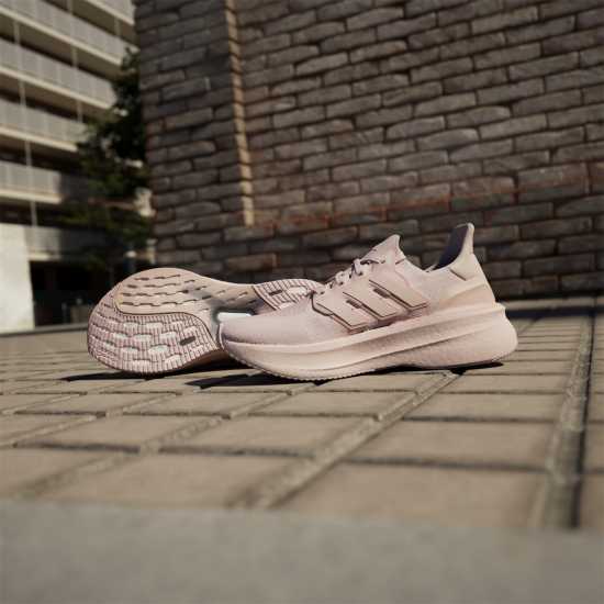 Дамски маратонки за бягане Adidas Ultraboost 5 Running Shoes Womens Розово/Пясъчно/Мет Adidas Ultraboost 5 Running Shoes Womens Розово/Пясъчно/Мет Дамски маратонки за бягане