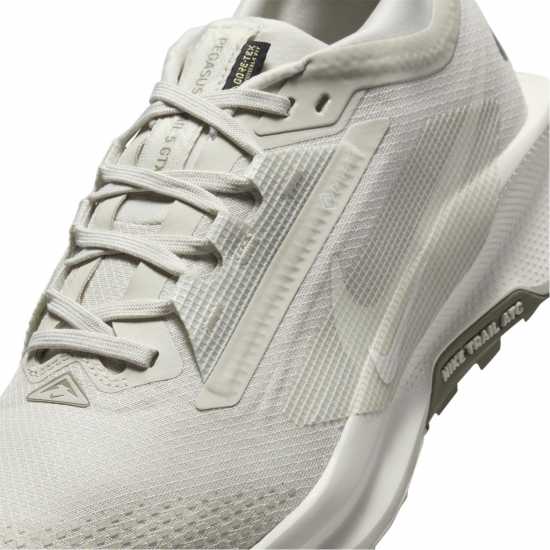 Дамски туристически сандали Nike Pegasus Trail 5 Gore-Tex Running Shoes Womens Кост/Парус/Армия Nike Pegasus Trail 5 Gore-Tex Running Shoes Womens Кост/Парус/Армия Дамски туристически сандали