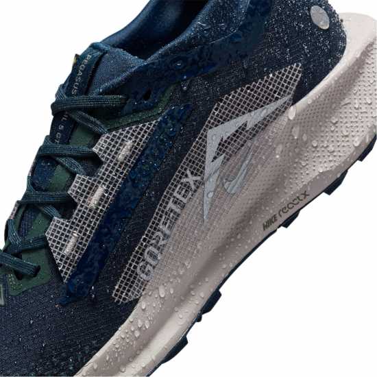 Дамски туристически сандали Nike Pegasus Trail 5 Gore-Tex Running Shoes Womens Армейска нави Nike Pegasus Trail 5 Gore-Tex Running Shoes Womens Армейска нави Дамски туристически сандали
