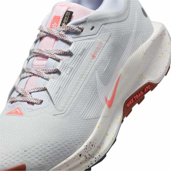 Nike Мъжки Обувки За Бягане Pegasus Trail 5 Gore-Tex Running Shoes Mens Платина Nike Мъжки Обувки За Бягане Pegasus Trail 5 Gore-Tex Running Shoes Mens Платина