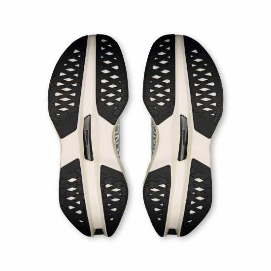 Мъжки Обувки За Бягане On Cloudboom Max Running Shoes Mens White/Black Мъжки маратонки